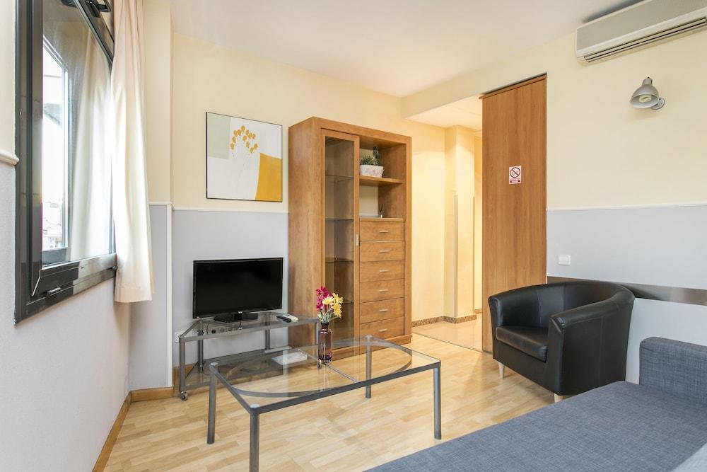 Sata Park Guell Area Apartment Barcelona