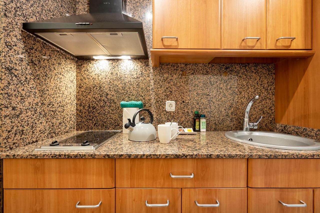 Sata Park Guell Area Apartment Barcelona