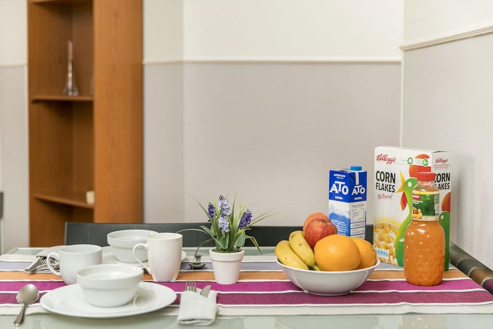 Sata Park Guell Area Apartment